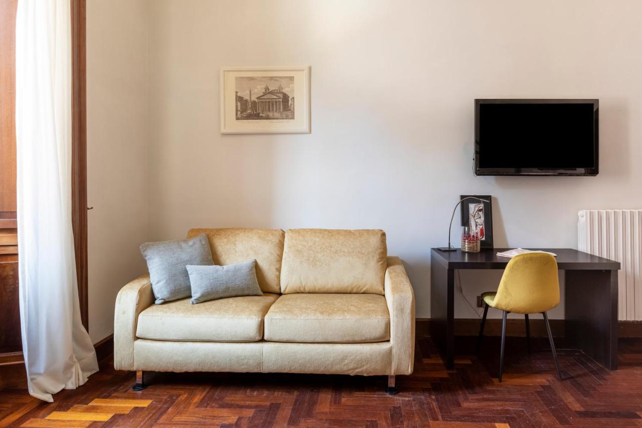 Deza Casa Vacanze Nazionale Joy Rome Buitenkant foto