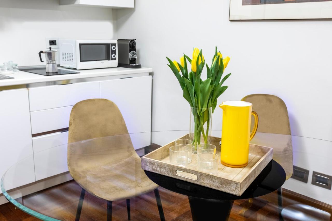 Deza Casa Vacanze Nazionale Joy Rome Buitenkant foto