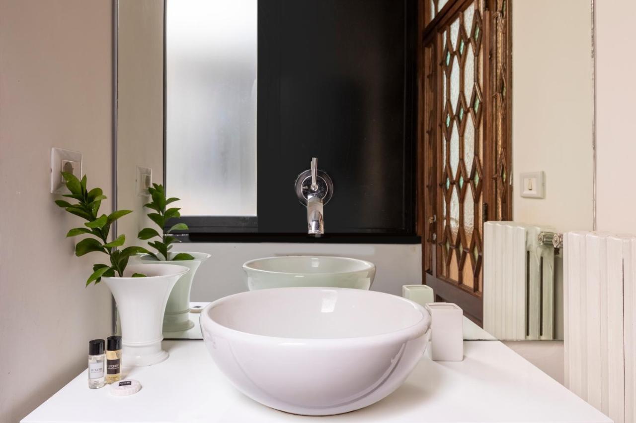 Deza Casa Vacanze Nazionale Joy Rome Buitenkant foto