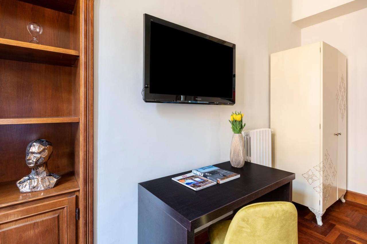 Deza Casa Vacanze Nazionale Joy Rome Buitenkant foto