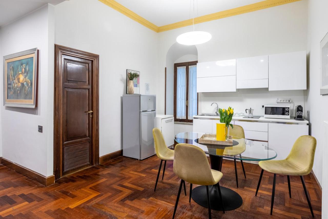 Deza Casa Vacanze Nazionale Joy Rome Buitenkant foto